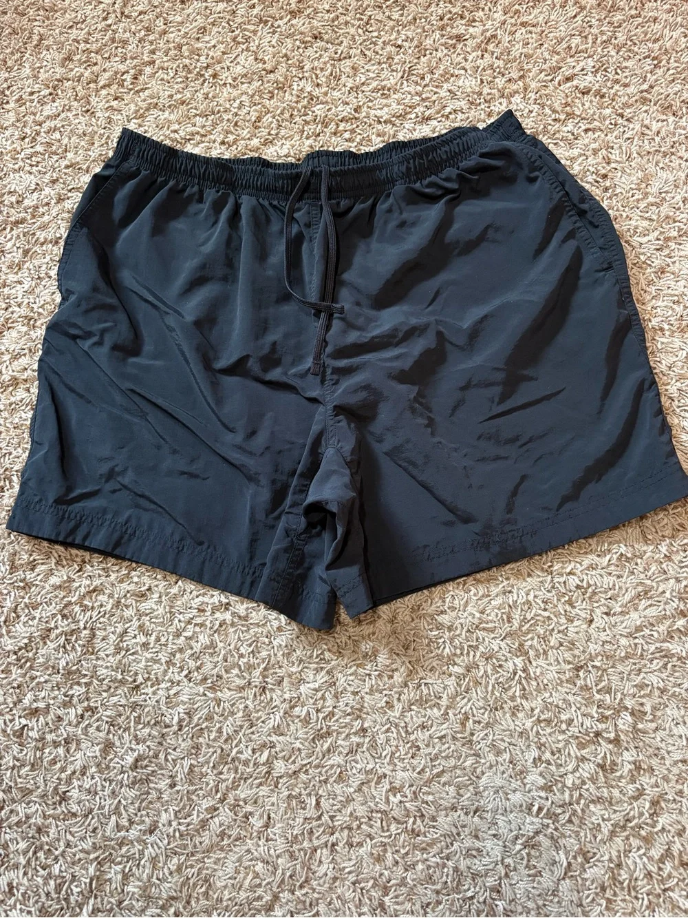 Duluth Trading Co Men's Nylon Shorts 6” inseam size XL set of 2